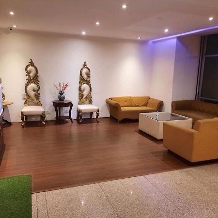 Zenith Hotel - Delhi Airport Нью-Дели Экстерьер фото
